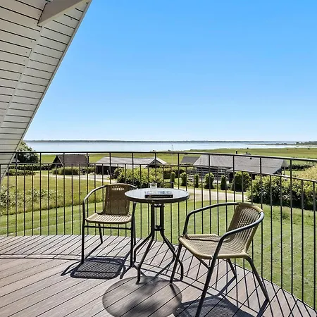 Gorgeous In With Wifi *